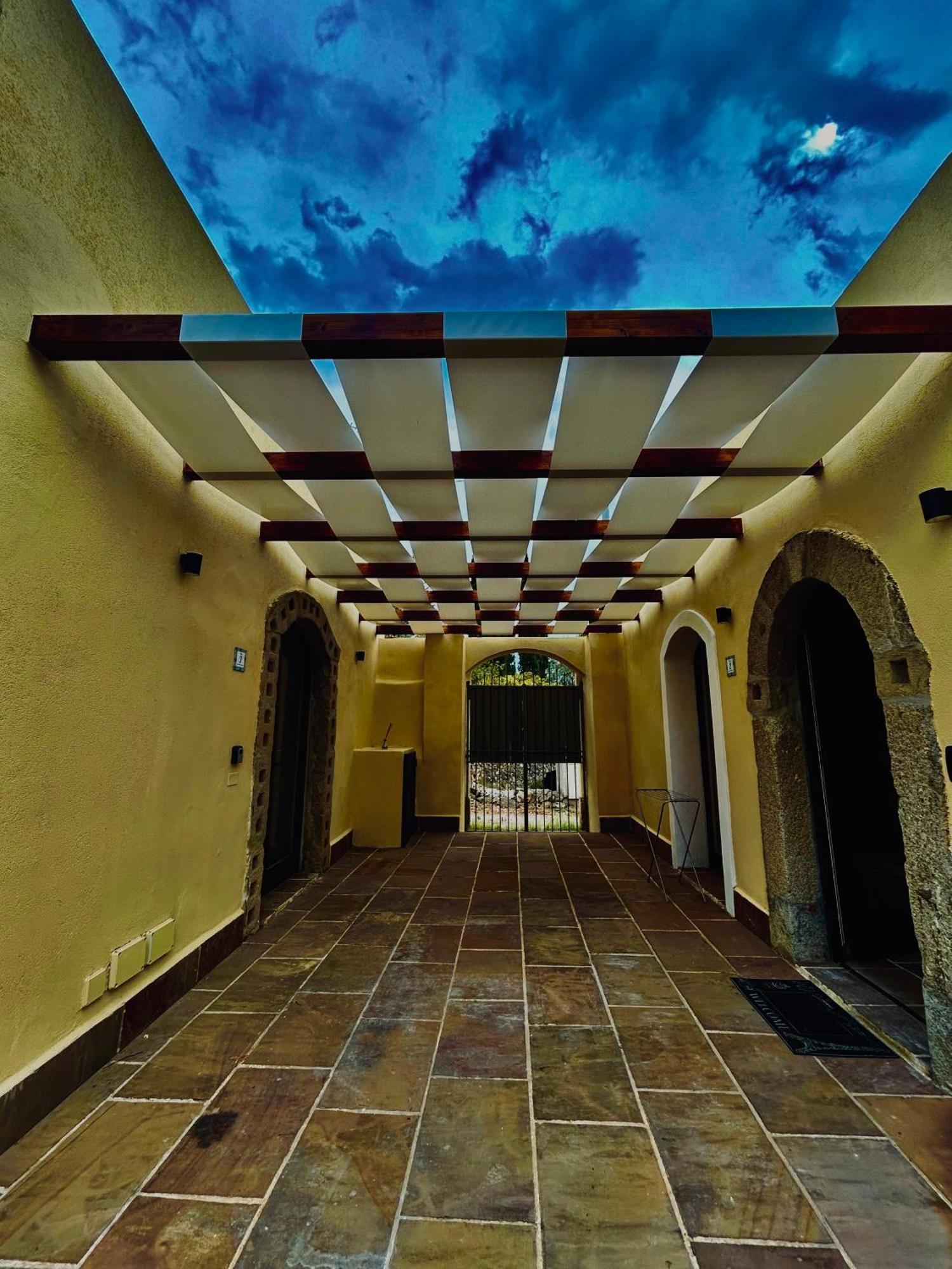 Oltre - Dove Cielo E Mare Si Uniscono Aparthotel Milazzo Exterior photo