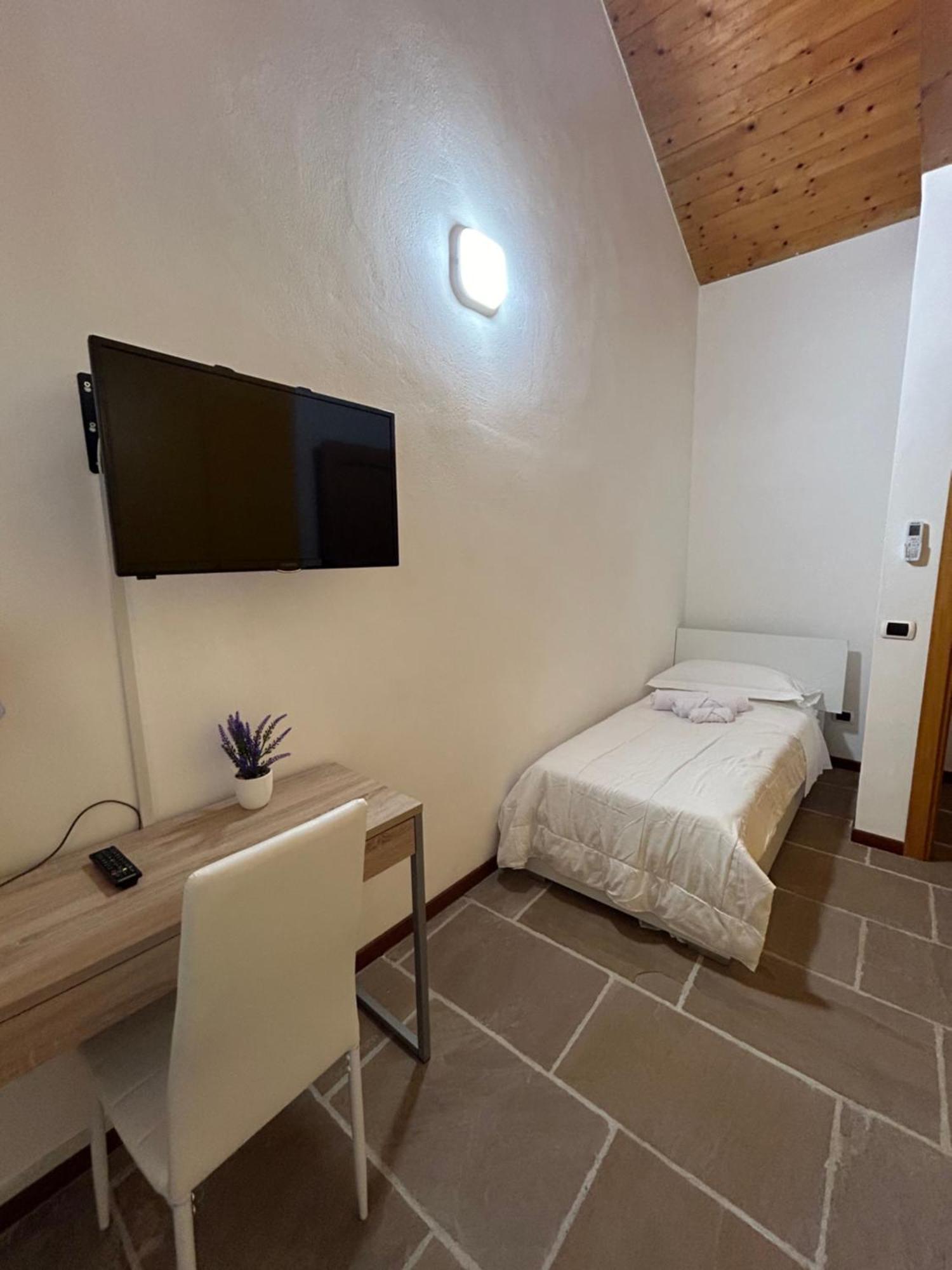 Oltre - Dove Cielo E Mare Si Uniscono Aparthotel Milazzo Exterior photo